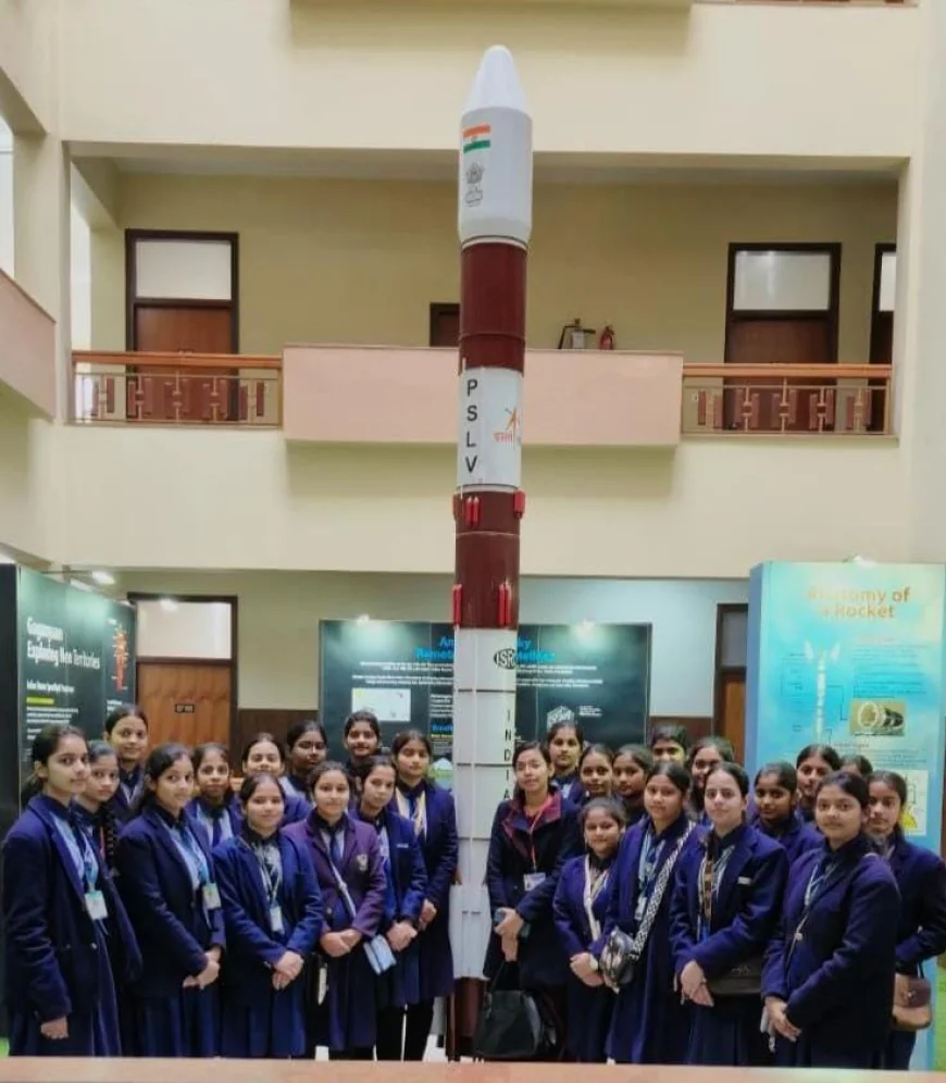 सीपी विद्या निकेतन के बच्चों ने किया इसरो का टूर