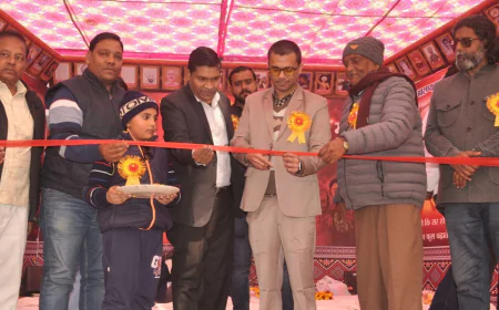 शहीद मेला बेवर: महाकवि देव की स्मृति में काव्य धारा से सराबोर हुआ शहीद मंच