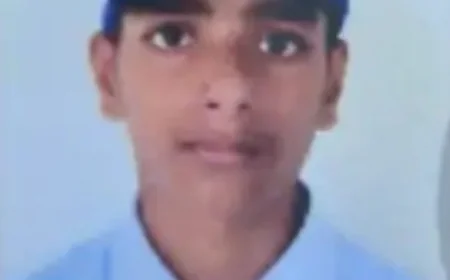 Mainpuri News : क्रिकेट खेलते समय 13 वर्षीय छात्र की संदिग्ध मौत
