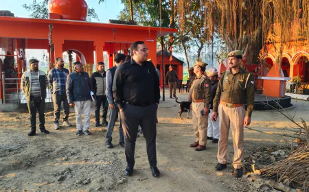 Kasganj news डीएम व एसपी ने आज कासगंज स्थित श्याम देवता मंदिर एवं कासगंज मटर मंडी का संयुक्त रूप से निरीक्षण किया।