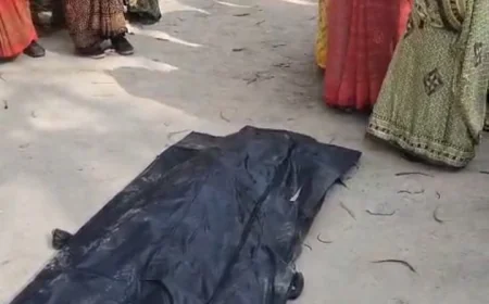 Etah News : जामुन के पेड़ से लटका मिला नाबालिग, पोस्टमार्टम के लिए भेजा गया शव