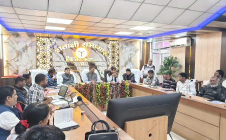 विकास भवन के शताक्षी सभागार में छोटी नदियों के पुनरोद्धार पर मंथन