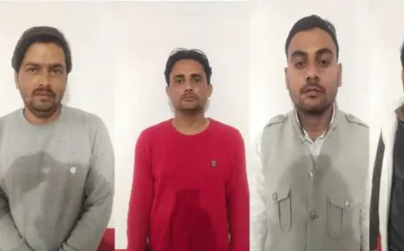 Mainpuri News : स्कूल के प्रिंसिपल से लेकर टीचर तक करा रहे थे नकल