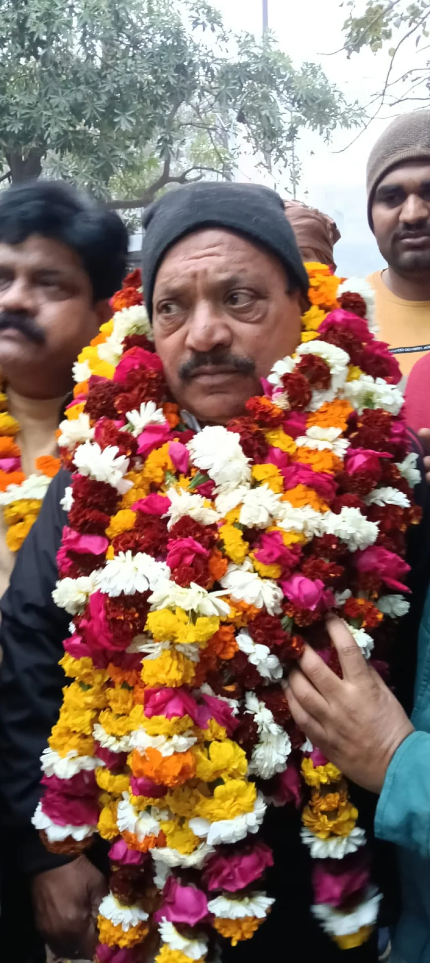 कलेक्ट्रेट बार एसोसिएशन एटा के चुनाव में अध्यक्ष संतोष वर्मा एड0, महासचिव राजीव शर्मा एड0 निर्वाचित