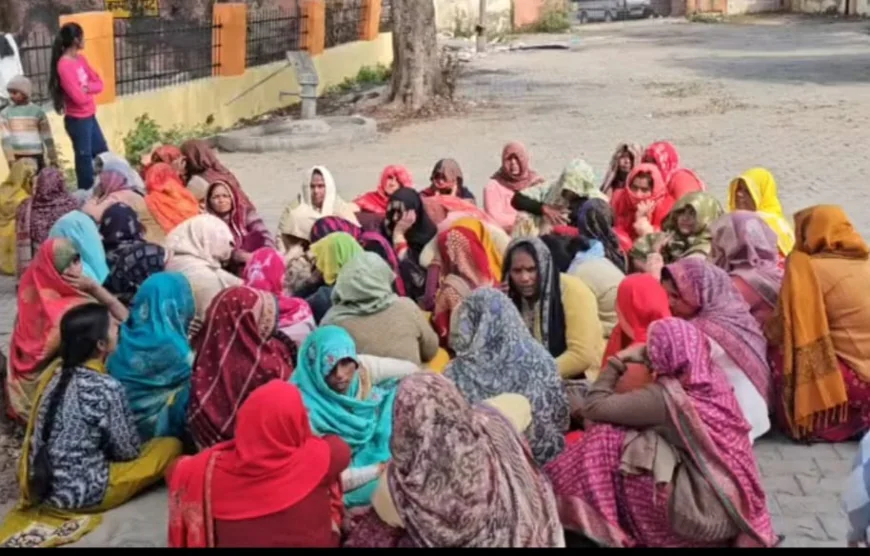 Mainpuri News : डॉक्टर की लापरवाही ने उजाड़ी खुशियाँ, प्रसूता और नवजात की मौत के बाद डॉक्टर व स्टाफ फरार