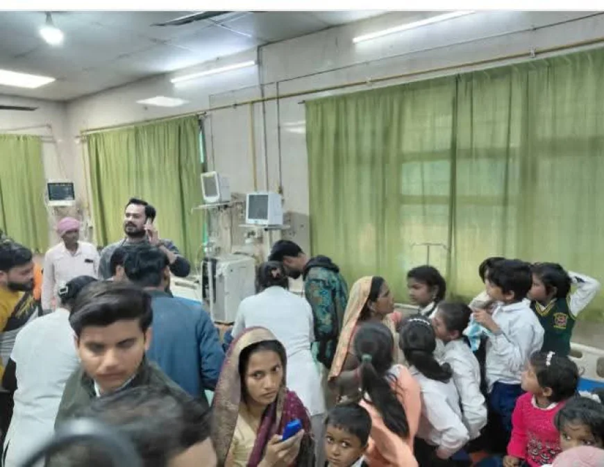 एल्बेंडाजोल दवा खाते ही बिगड़ी बच्चों की हालत, 20 से ज्यादा छात्र अस्पताल में भर्ती