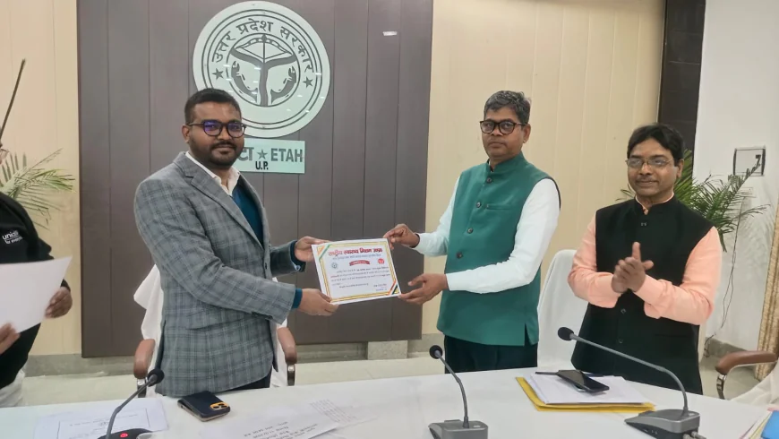 वीएचएनडी मॉनिटरिंग में एटा को प्रदेश में चौथा स्थान, 15 अधिकारी सम्मानित