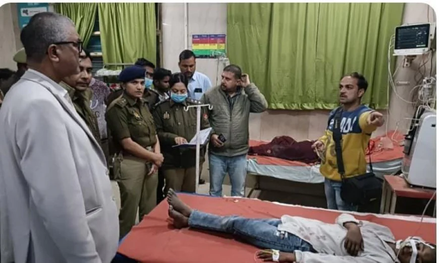 अल्टो कार व डीसीएम की टक्कर में छात्र सहित तीन की मौत, कई घायल