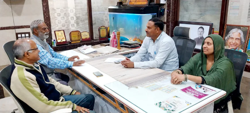 फतेहपुर सीकरी में एयर क्वालिटी मॉनिटरिंग डाटा से प्रदूषण नियंत्रण की पहल, जल संचय पर भी जोर