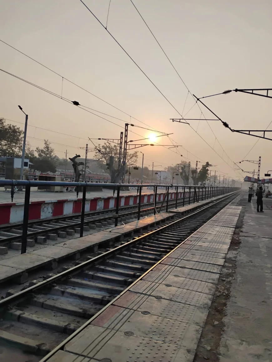 होली पर रेल यात्रियों को बड़ी राहत: वडोदरा-गोरखपुर के बीच 5 फेरों में चलेगी स्पेशल एक्सप्रेस