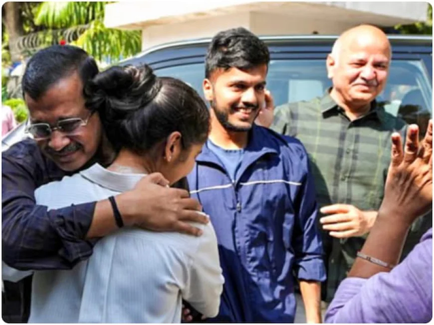 दिल्ली की राजनीति में बड़ा मोड़: अरविंद केजरीवाल और मनीष सिसोदिया एक्साइज पॉलिसी केस में बरी