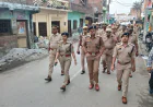 Kasganj news चैत्र नवरात्रि व ईद-उल-फितर के दृष्टिगत  पुलिस अधीक्षक कासगंज द्वारा कस्बा सहावर एवं गंजडुण्डवारा में फुट पेट्रोलिंग कर सुरक्षा व्यवस्था का लिया जायजा