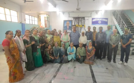 यंग स्कॉलर अकेडमी शिकोहाबाद में होलिकोत्सव का भव्य आयोजन हुआ।