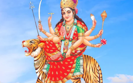 राष्ट्र शक्ति की प्रतीक जगतजननी माँ दुर्गा