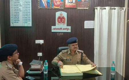 Kasganj news एस पी कासगंज द्वारा थाना अमांपुर का किया आकस्मिक निरीक्षण,व्यवस्थाओं की गहन समीक्षा कर संबंधित को दिए आवश्यक निर्देश।