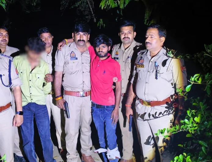 पुलिस और बदमाशों के बीच मुठभेड़: लूट के आरोपी को लगी गोली, एक गिरफ्तार; सिपाही भी घायल