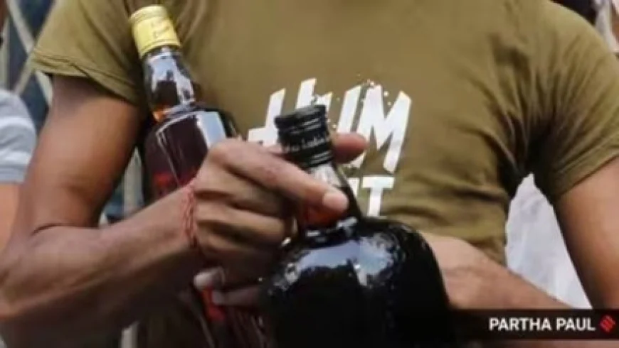 Etah News : होली पर अवैध शराब का खेल: विभाग की मिलीभगत से ठेकों पर धड़ल्ले से बिक रही ‘2 नंबर’ शराब