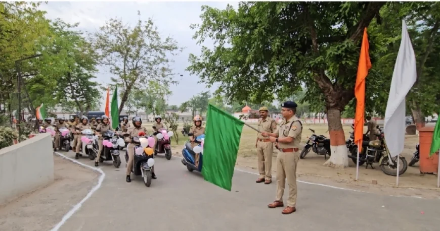 मिशन शक्ति फेज-5 के तहत एटा में महिला सशक्तिकरण रैली निकाली गई