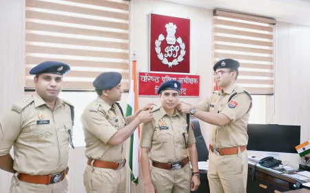 रंजना गुप्ता बनीं पुलिस उपाधीक्षक, एसएसपी ने सिल्वर स्टार लगाकर दी बधाई