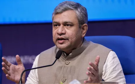 गरीब व मध्यम वर्ग को एक अच्छी सवारी तथा बेहतर अनुभव देने की भारतीय रेलवे की हर सम्भव कोशिश: रेल मंत्री