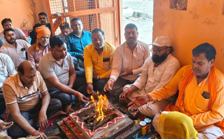 Kasganj news अमांपुर में हवन-यज्ञ के साथ हुआ हनुमान चालीसा का आयोजन