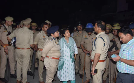 अंबेडकर जयंती पर मूर्ति तोड़े जाने से भड़का बवाल, बांकेगंज में भारी हंगामा