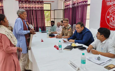 Kasganj news तहसील सहावर में 56 प्रार्थना पत्र प्राप्त, 05 मौके पर ही निस्तारित।