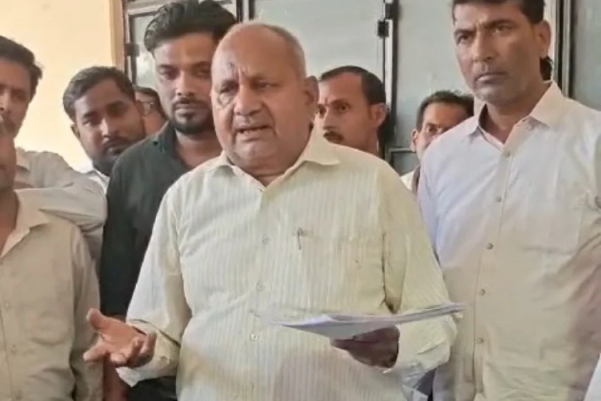 कायमगंज तहसील में भ्रष्टाचार के विरोध में अधिवक्ताओं का बहिष्कार, हड़ताल की चेतावनी