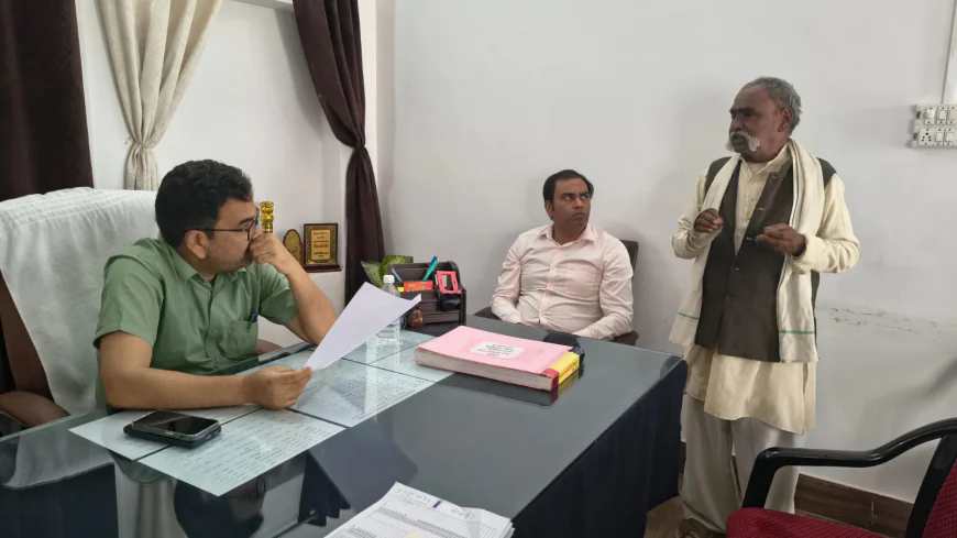 थाना अमृतपुर में आयोजित जनसुनवाई में पहुंचे फरियादी, मामलों में जांच के निर्देश