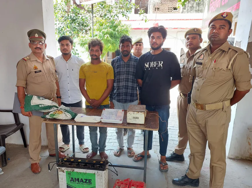 एटा में चोरी की दो घटनाओं का खुलासा, चार आरोपी गिरफ्तार