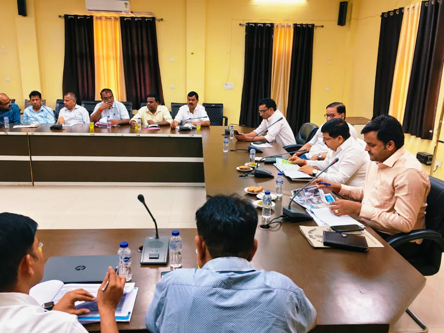 Kasganj news जिला गंगा समिति, जिला पर्यावरण समिति तथा जिला वृक्षारोपण समिति की संयुक्त बैठक मुख्य विकास अधिकारी  की अध्यक्षता में हुई सम्पन्न