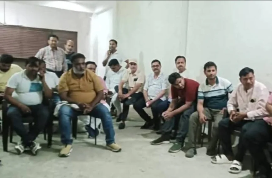 रेलवे रोड पर अतिक्रमण को लेकर बवाल, व्यापारियों में उबाल