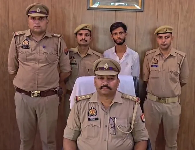 जलेसर पुलिस ने जबरन वसूली के आरोपी को किया गिरफ्तार