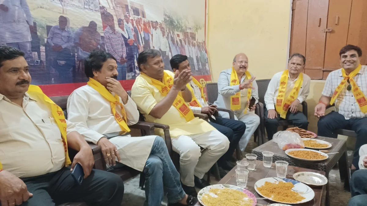 राष्ट्रीय हिंदी पत्रकारिता दिवस के अवसर पर विचार गोष्ठी एवं पत्रकार सम्मान समारोह आयोजित