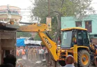 फर्रुखाबाद में अतिक्रमण पर चला बुलडोजर