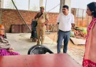 डीएम  का वृद्धाश्रम पर औचक निरीक्षण, बुजुर्गों की सुविधाओं को परखा