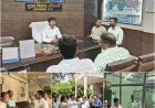 विकास भवन का जिलाधिकारी ने किया औचक निरीक्षण, साफ-सफाई एवं कार्यों में गुणवत्ता पर दिया जोर