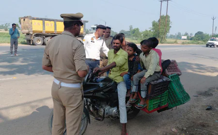 Kasganj news यातायात पुलिस द्वारा 182 वाहन चालकों के विरुद्ध चालान की कार्यवाही की