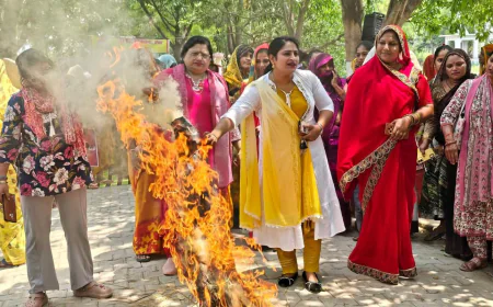 एटा कासगंज में सांसद का घर बताने वाले पर रखा गया 10 रुपये का इनाम