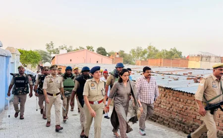 ईद-उल-अजहा को लेकर प्रशासन अलर्ट: डीएम-एसपी ने किया पैदल मार्च, सुरक्षा व्यवस्थाओं का लिया जायजा