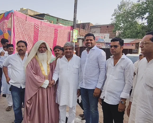 ईद उल अजहा पर डॉ. असीम यादव ने नगरवासियों को दी शुभकामनाएं, भाईचारे का दिया संदेश