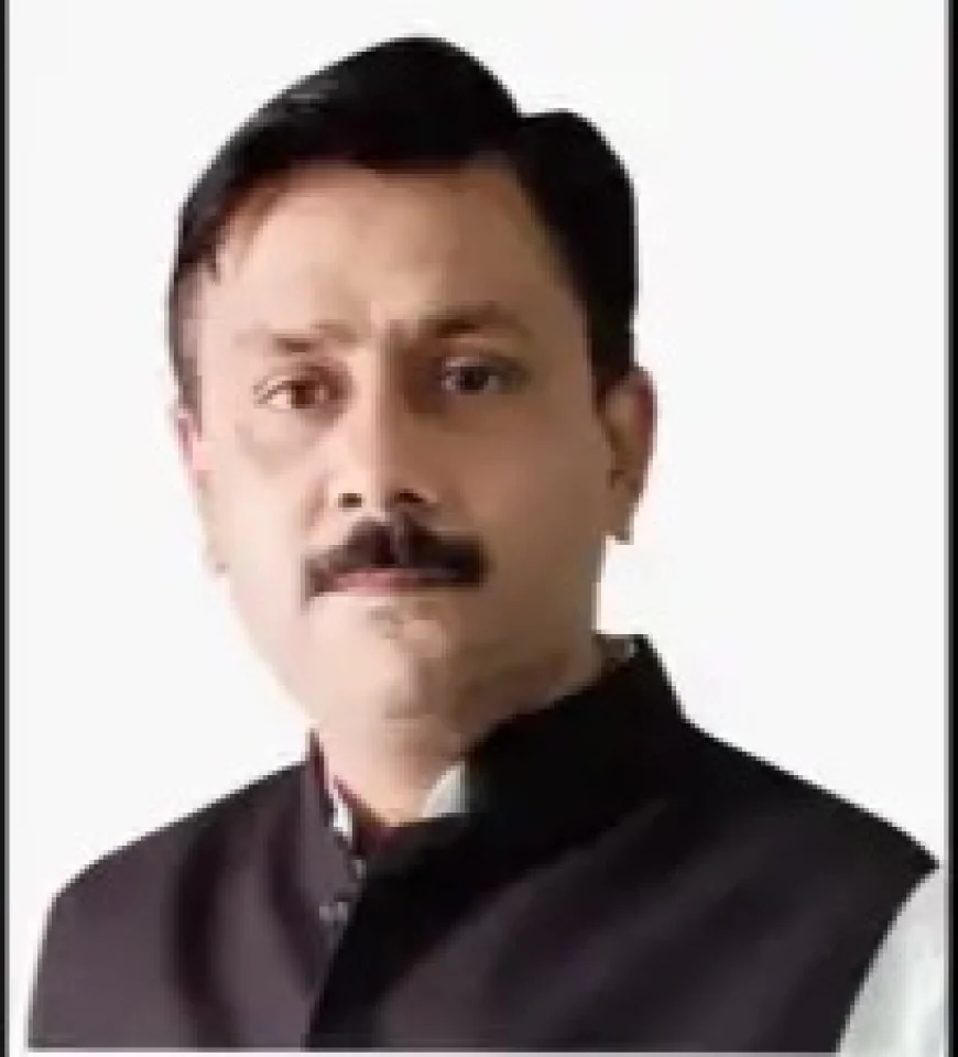 Kasganj news गैंगस्टर/हिस्ट्रीशीटर अभियुक्त कुलदीप पाण्डेय को राष्ट्रीय सुरक्षा कानून (रासुका) के तहत निरुद्ध किया गया।