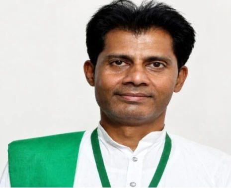 कायमगंज में भाकियू लोकशक्ति जिलाध्यक्ष अली कायम गिरफ्तार, समर्थकों में आक्रोश