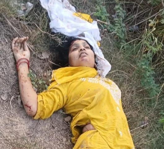 मैनपुरी: कलिंदरी एक्सप्रेस की चपेट में आने से युवती की दर्दनाक मौत