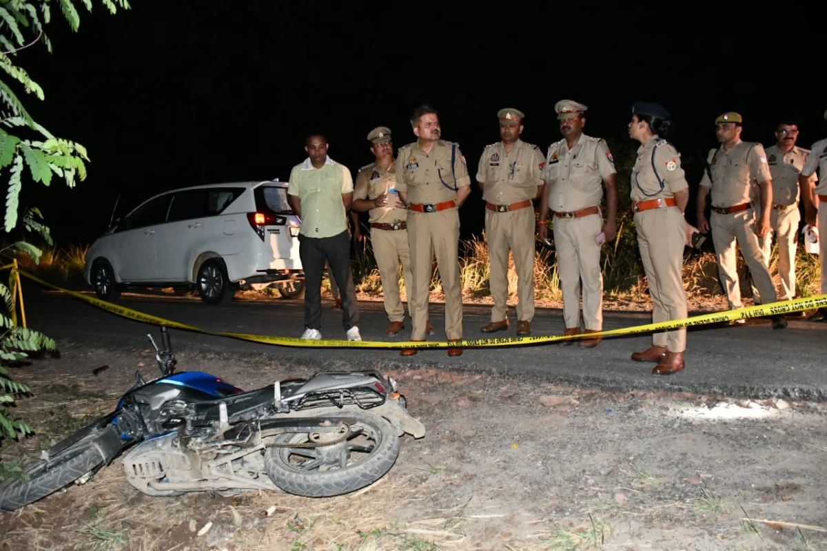 Kasganj news थाना सोरों पुलिस एवं एसओजी टीम की संयुक्त कार्यवाही। पुलिस मुठभेड़ के दौरान तीन अभियुक्त गिरफ्तार