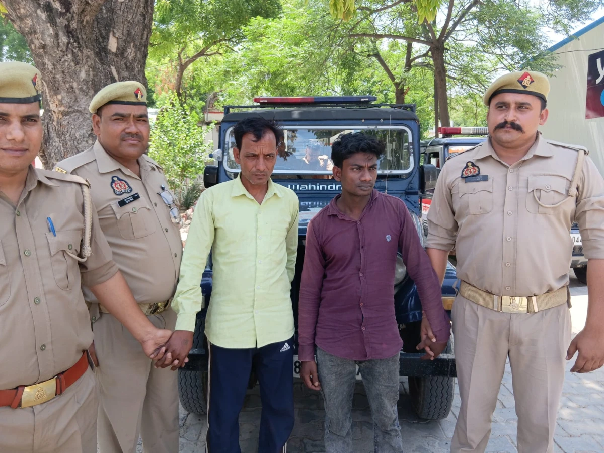 Etah News : पिलुआ पुलिस ने मंदिर चोरी गिरोह का किया भंडाफोड़, दो शातिर अंतर्जनपदीय चोर गिरफ्तार