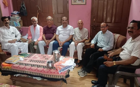 नफरत के दौर में कबीर की वाणी ही मानवता की सबसे बड़ी आवाज़"