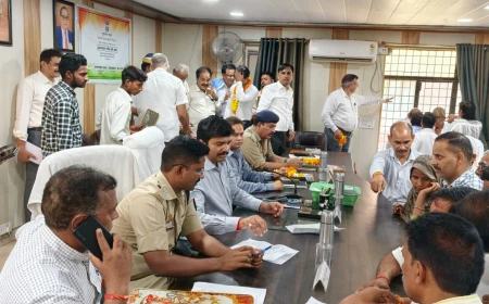 संपूर्ण समाधान दिवस में शिकायतों के त्वरित एवं गुणवत्तापूर्ण निस्तारण के निर्देश
