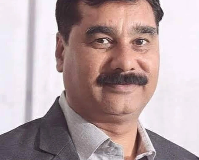 तानाशाही नहीं, लोकतंत्र को बंधक बनने से बचाने का फैसला था आपातकाल