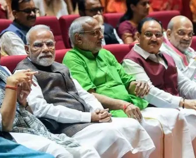परिसीमन विधेयक, जिसके लिए मोदी सरकार लगा रही है दो तिहाई बहुमत का जुगाड़?